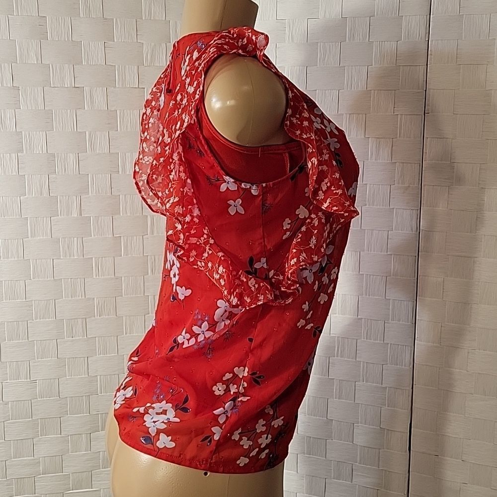 CANDIES CASUAL SLEEVELESS RUFFLE ROUNDNECK ALL OVER FLORAL PRINTED DESIGN SHIRT - Picture 9 of 13